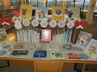 ⑤ふゆのえほん 全体 IMG_0970.JPG