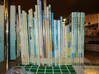 芸術の絵本 左 IMG_0831.JPG