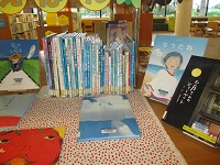 なつのえほん 右IMG_2098.JPG